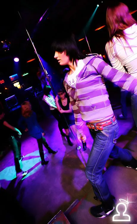 JumpStyle vs TecktOnik