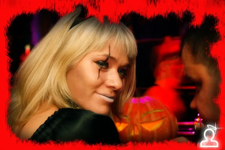 HALLOWEEN PARTY "АНГЕЛЫ VS ДЬЯВОЛОВ" / DJ Napsugar