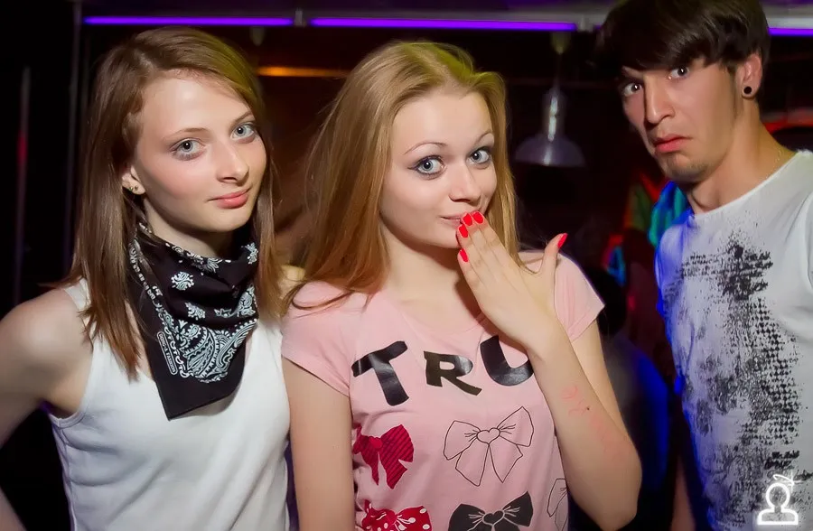 SHAKE IT PARTY