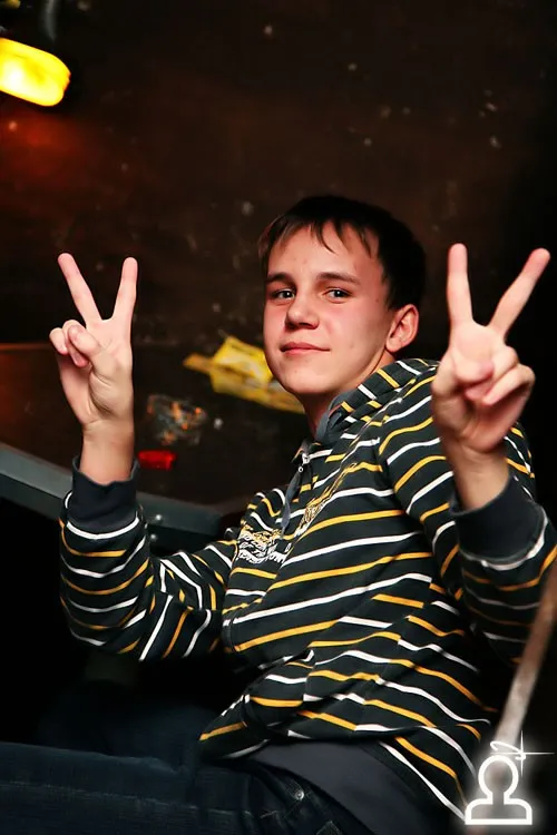 JumpStyle vs TecktOnik