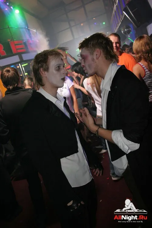 Halloween @ Base