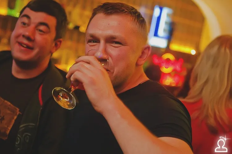 Люк at me