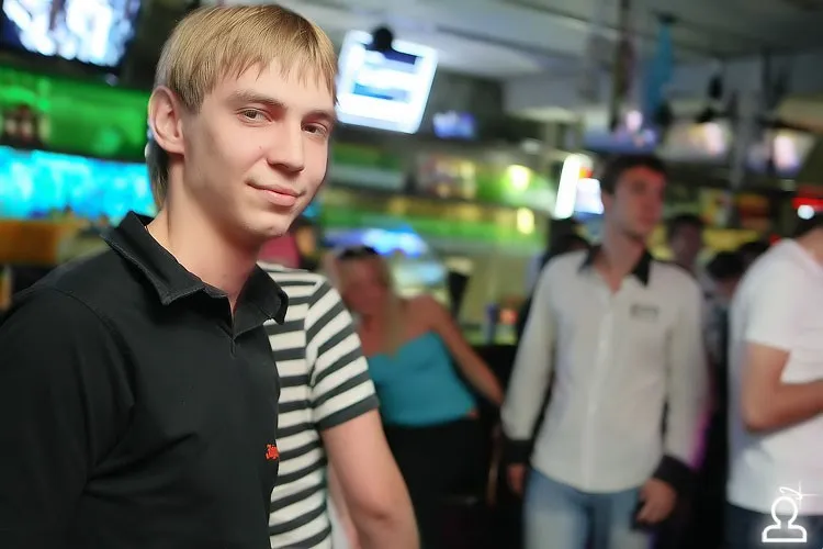 Staff party: антибармен июня