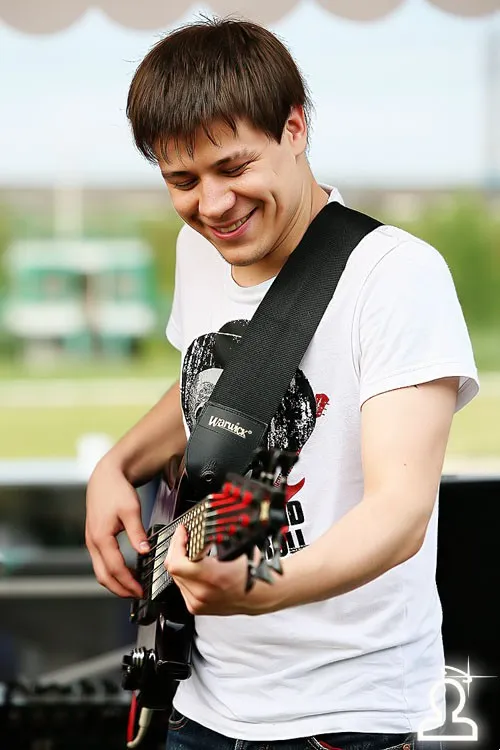 DOЖDЬ