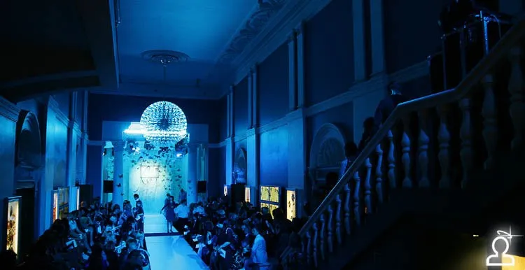 Показ Kenzo