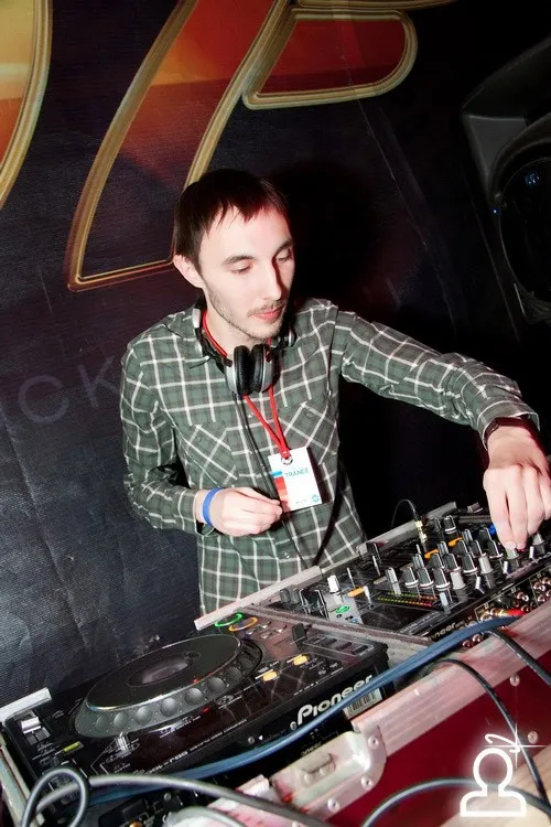 TOUR DE TRANCE / ADAGIO SENSUS