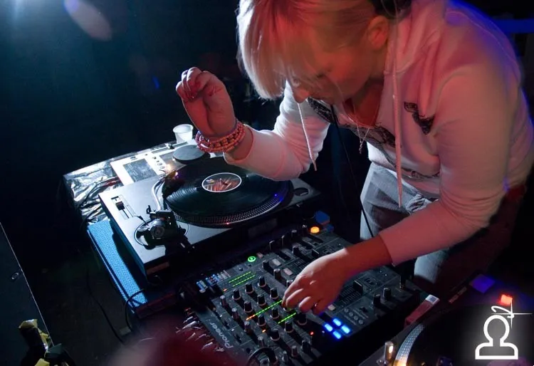 DNBS-Promo Two Years Party