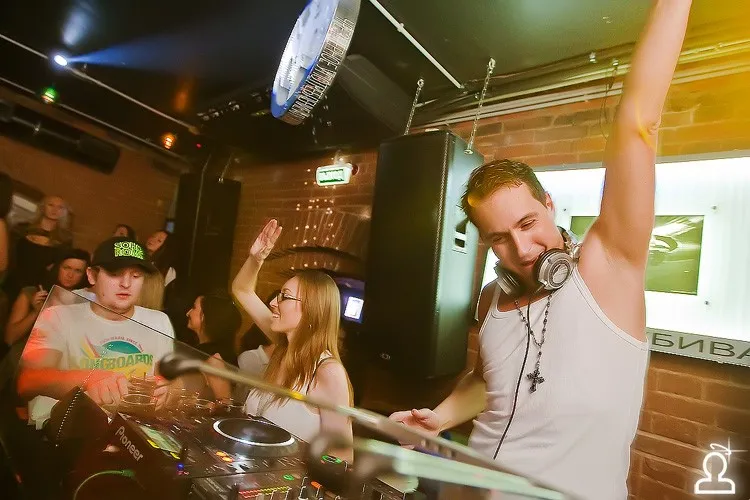 Dj Дан
