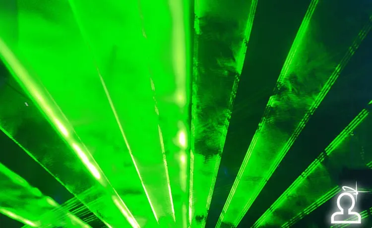 CLUBBIN ’FREEDOM