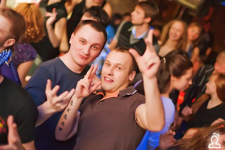 Винтажный пляс