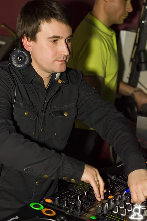 Dj Sergeev