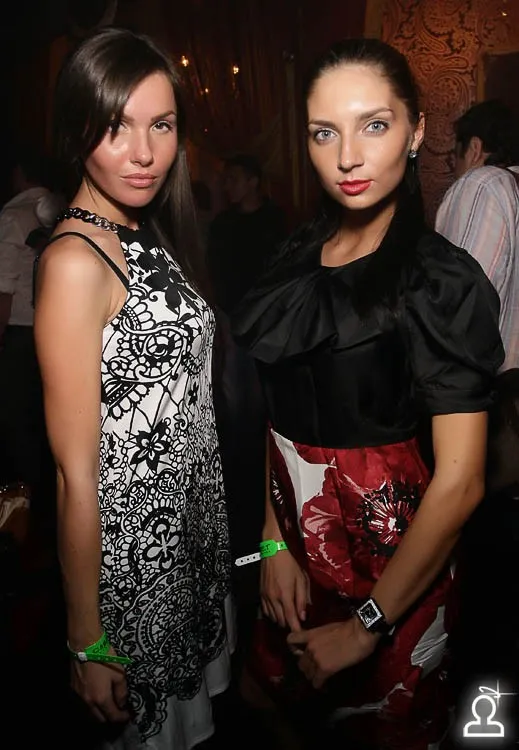 Stylezz / famous