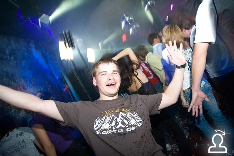 TOUR DE TRANCE: Dj Ronski Speed