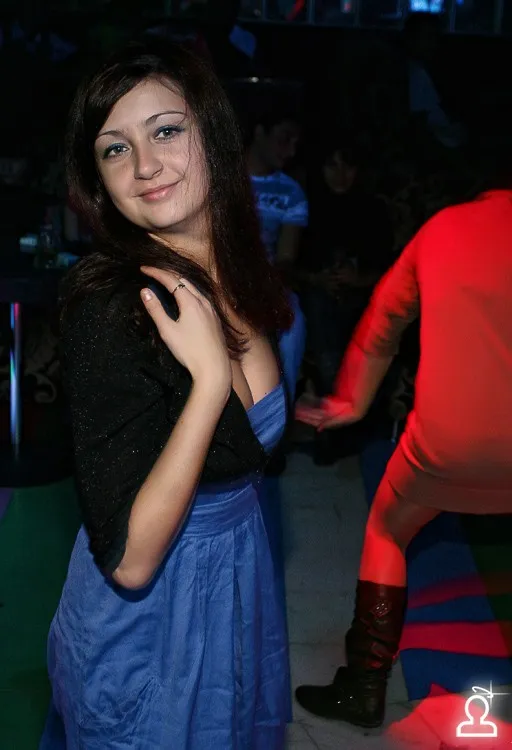 FIFA WORLD CUP PARTY: RUSSIA-SLOVENIA