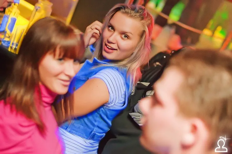 Винтажный пляс