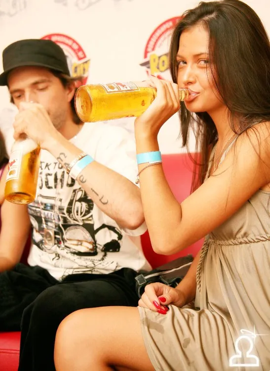 RICH & BITCH /DJ DLEE