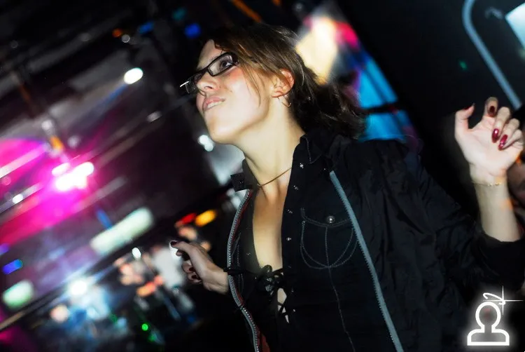 HARD ROCK SOFA LIVE & Dj SET