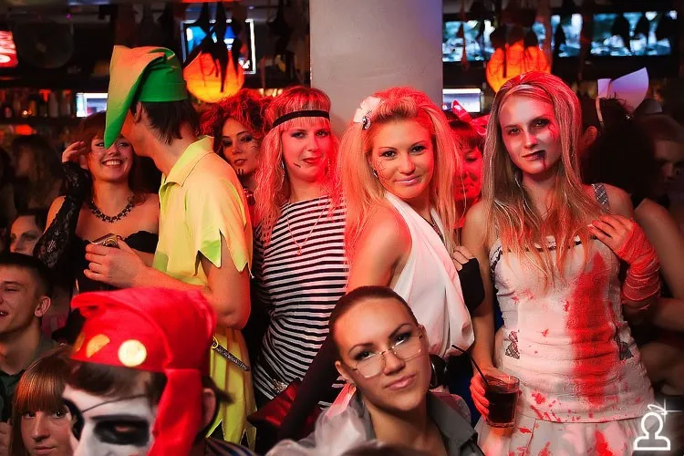 Halloween - Охотники за вампирами