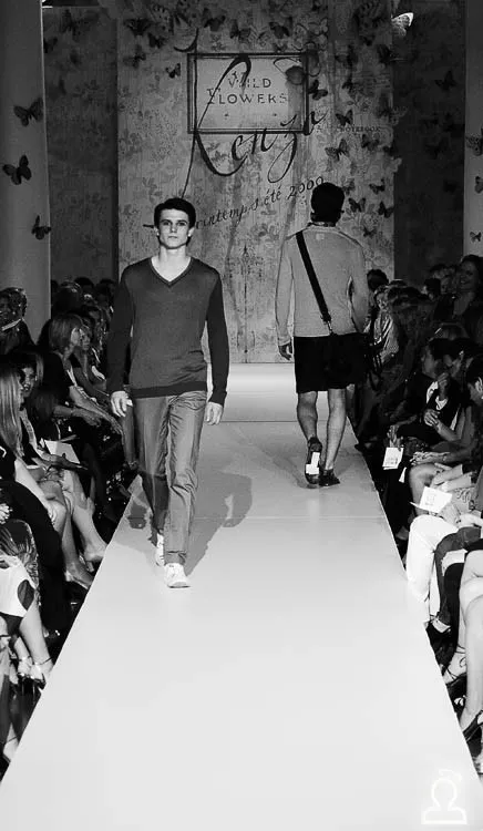 Показ Kenzo