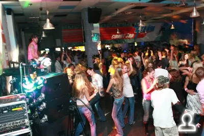 globus air party