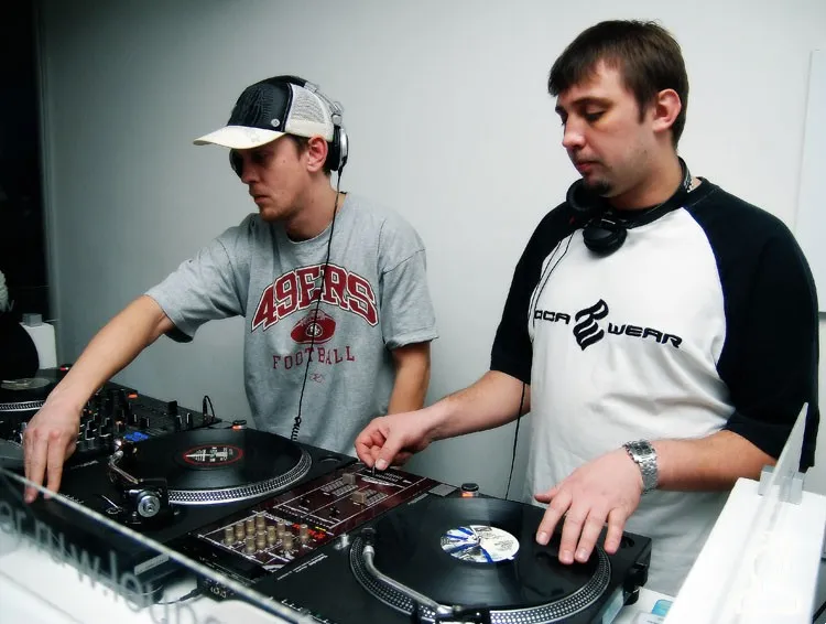 среды “CUTTY BEATS” / DJ Штакет aka LA