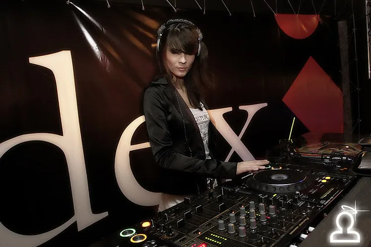 Index Club / DJ Dennis Christopher