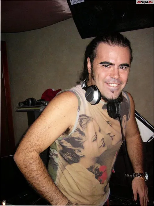 Dj Sergio Serrano (El Divino, IBIZA)