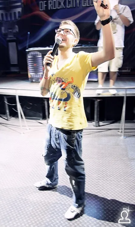 DJ Simon