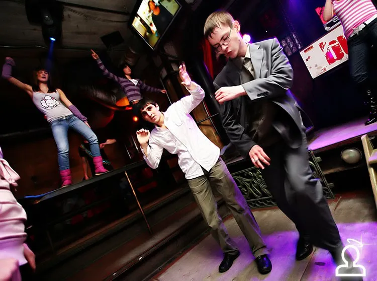 JumpStyle vs TecktOnik