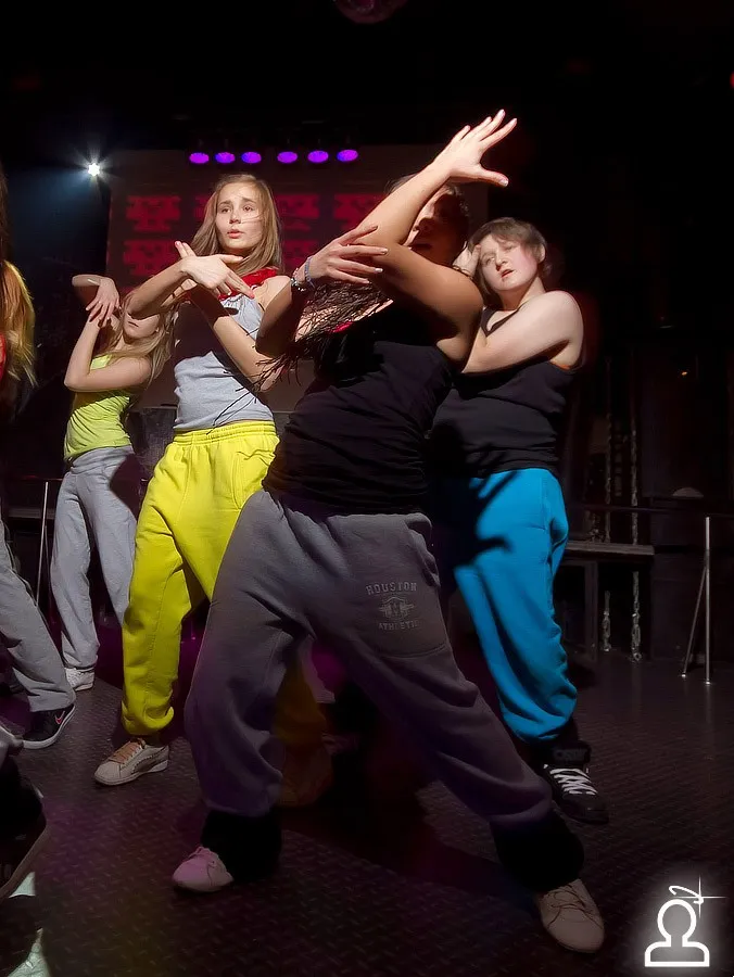 SHAKE IT PARTY